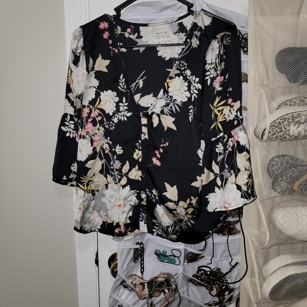 BOUTIQUE TOP